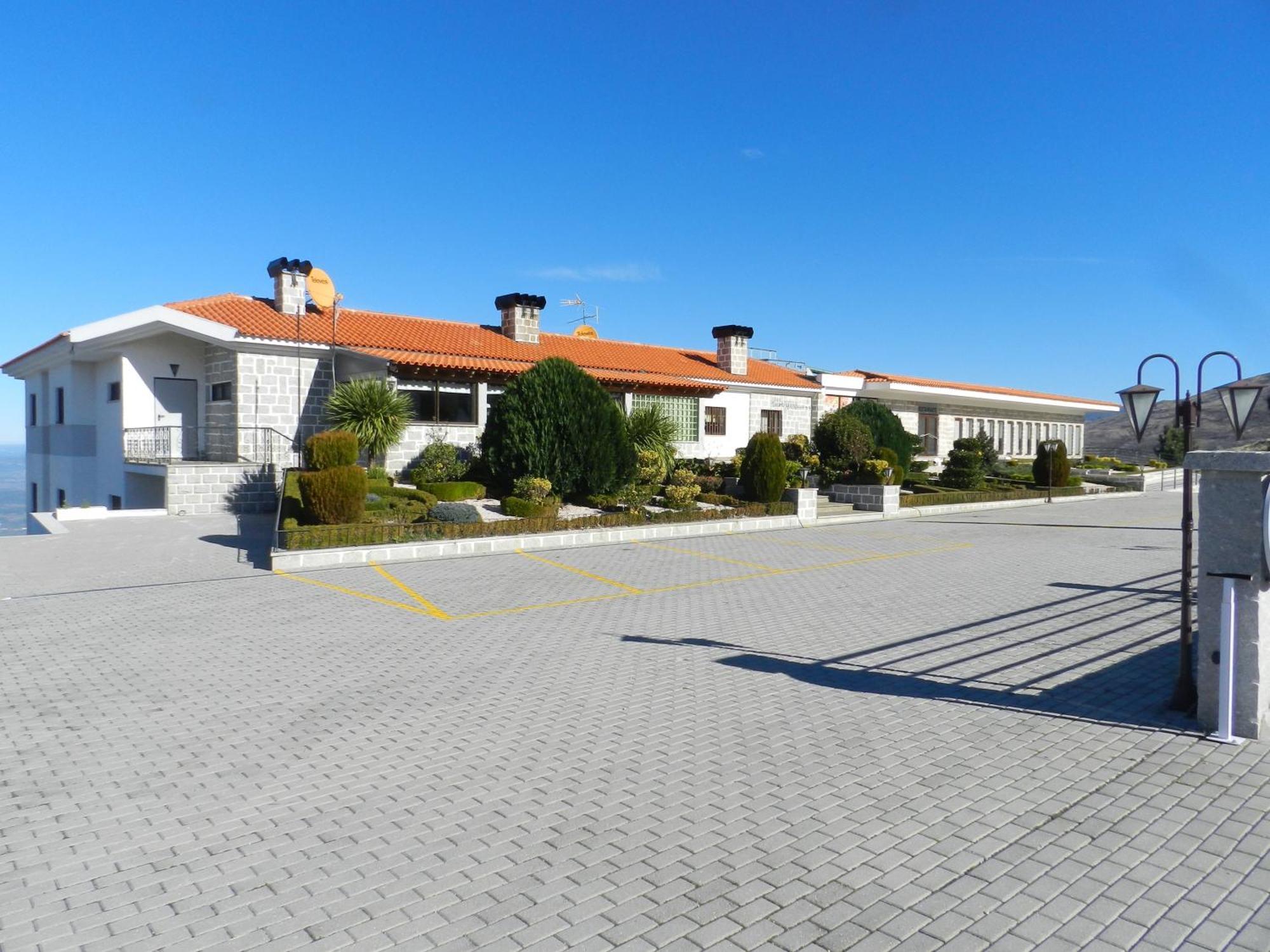 Hotel Albergaria Senhora Do Espinheiro Seia Exterior foto